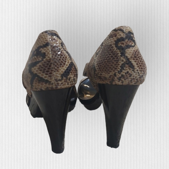 Michael Kors Strappy Brown Black Python Print Heels Leather High Heel Size 9.5M - Picture 3 of 14